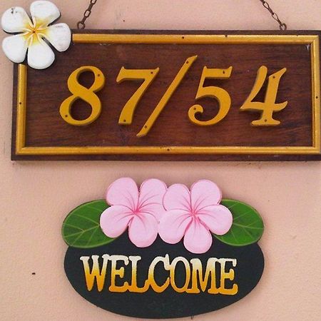 Chitra Suite Pattaya Buitenkant foto