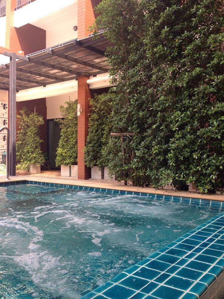 Chitra Suite Pattaya Buitenkant foto