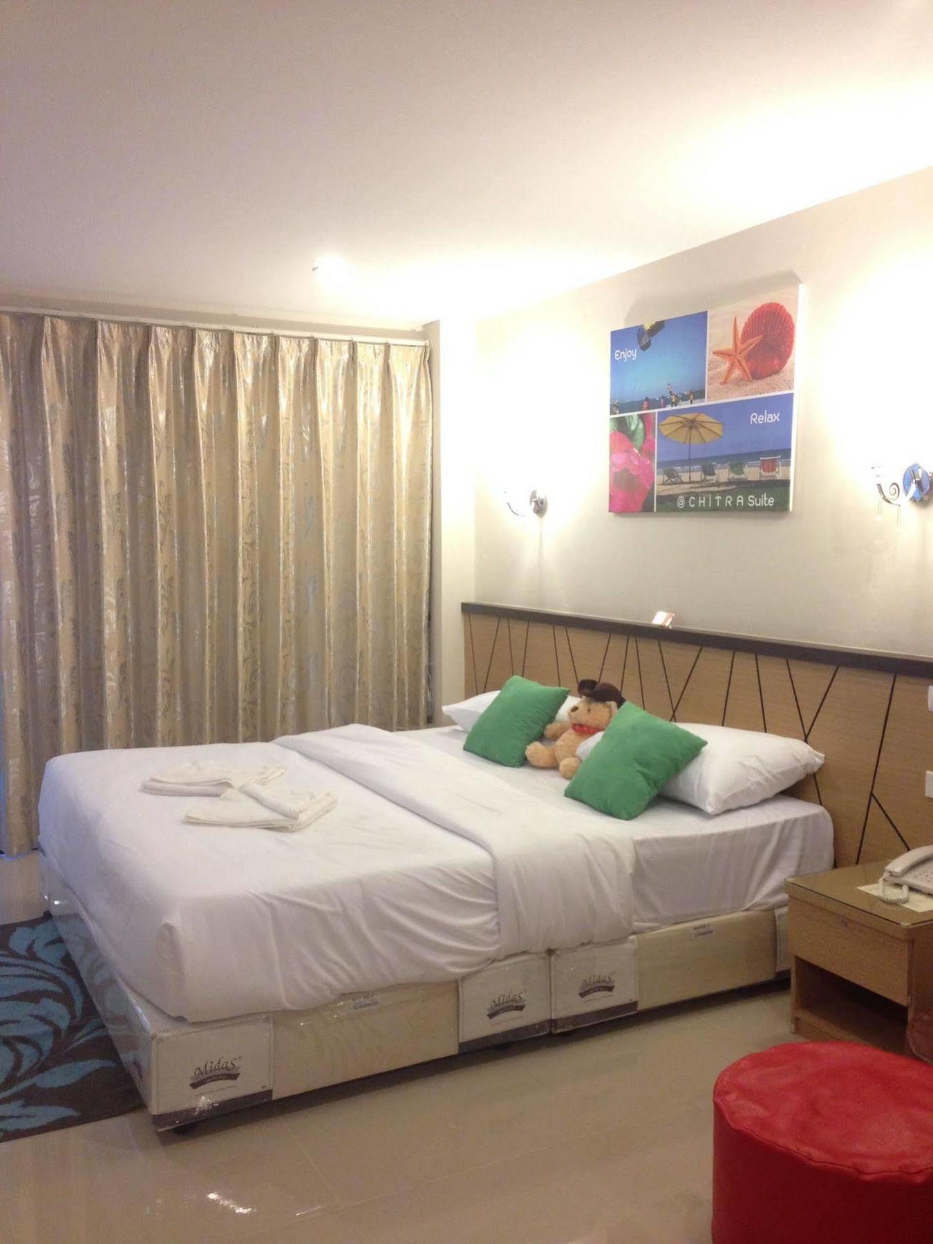 Chitra Suite Pattaya Buitenkant foto